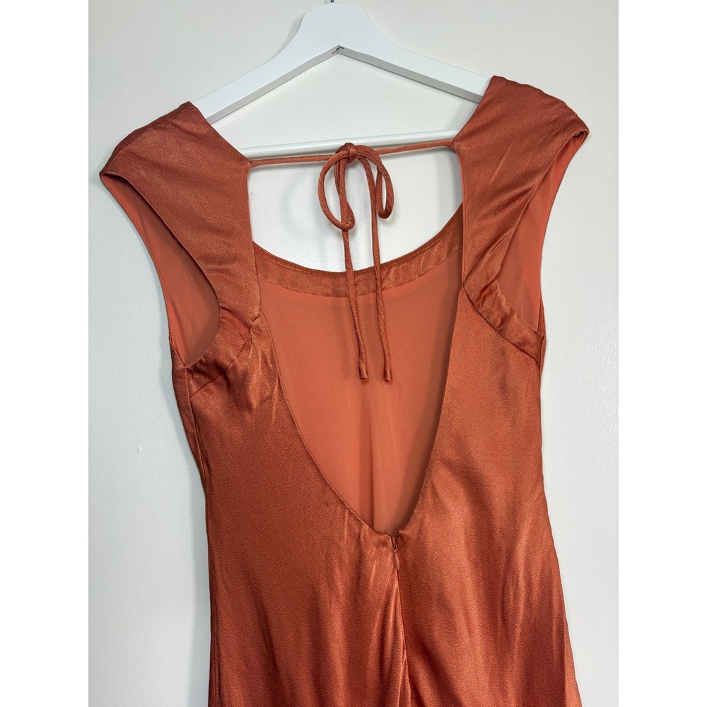 ASTR The Label Midi Dress Medium Rust Orange Satin Open Tie Back Cap Sleeve - Picture 4 of 9